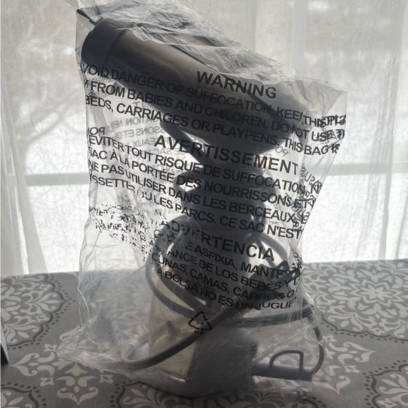 Conair Advanced Steam Technology Handheld Steamer - White and Gold - Picture 2 of 11